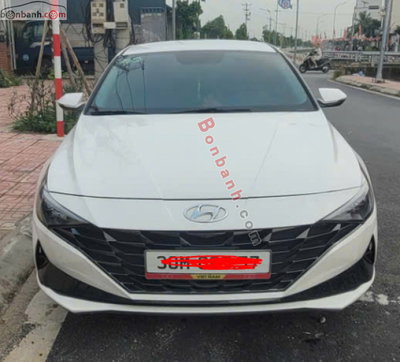 Xe Hyundai Elantra 1.6 AT Tiêu chuẩn 2022