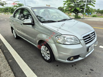 Xe Daewoo Gentra SX 1.5 MT 2011