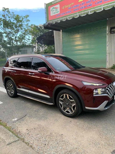 Hyundai SantaFe Đỏ 7 chỗ số tự động 2cau,Máy dau
