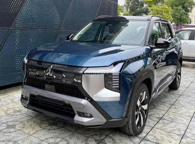 Mitsubishi Destinator 7 chỗ