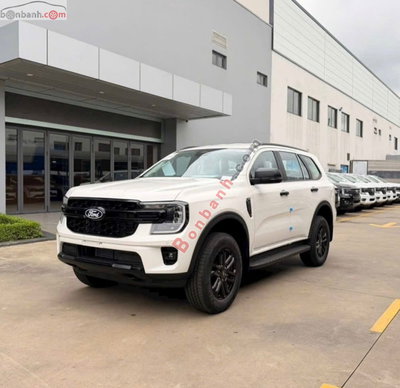 Xe Ford Everest Active 2.0L 4x2 AT 2026