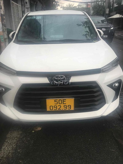 Toyota Avanza Premio 2023 Trắng