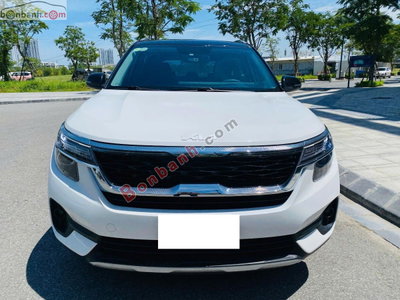 Xe Kia Seltos Luxury 1.4 AT 2022