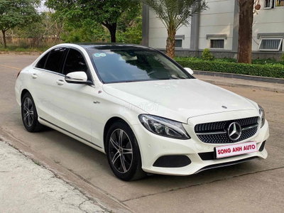 Mercedes C200 2018 2.0 50.000km Trắng