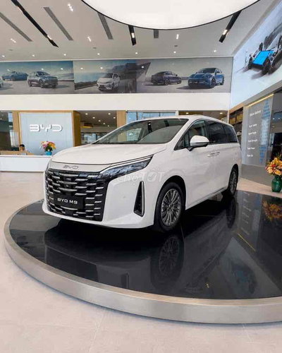 BYD M9 Bên e sẵn xe giao ngay. ưu đãi tốt