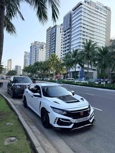 Honda Civic 2020 1.8G Trắng