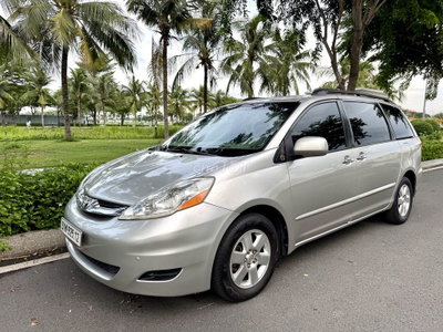 Toyota Sienna 2008 Xe To 2 Cửa lùa điện