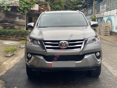 Xe Toyota Fortuner 2.4G 4x2 AT 2020