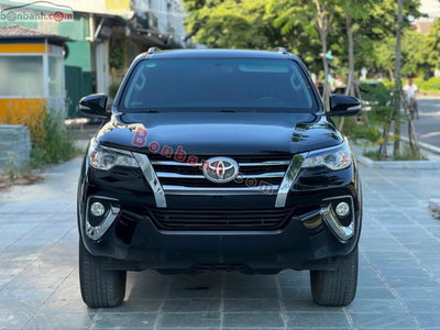 Xe Toyota Fortuner 2.7V 4x4 AT 2017