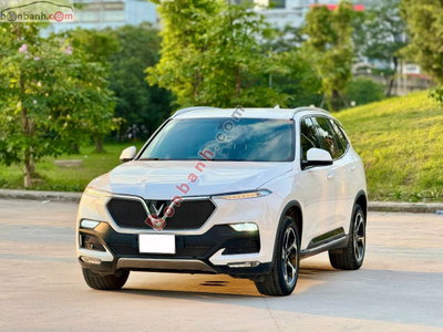 Xe VinFast Lux SA 2.0 Base 2.0 AT 2021