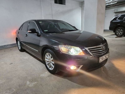 Toyota Camry 2.0E Đen 104.000 km