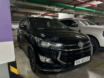 Toyota Innova Venture 2019 Đen