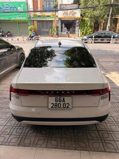Hyundai Accent GD Trắng Tự động