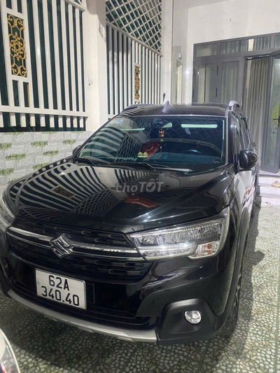 Suzuki XL7 2022 Đen 90000 km