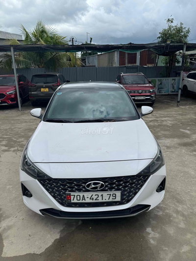 Bán đấu giá Hyundai Accent 2023 AT