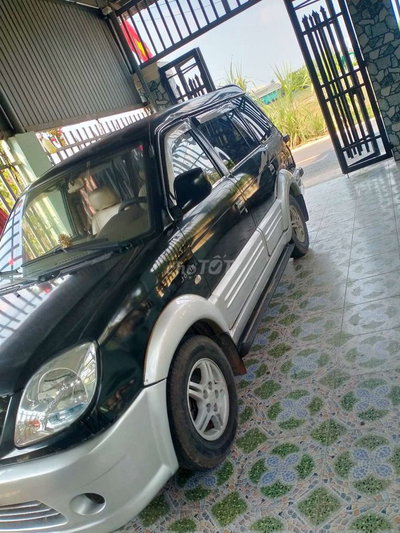 Mitsubishi Jolie 8 chỗ Đen