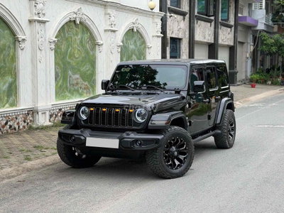Jeep Wrangler Sahara 2023 Đen 3500km