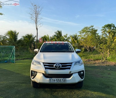 Xe Toyota Fortuner 2.4G 4x2 MT 2019