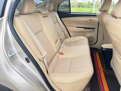 Toyota Vios E CVT 2022 Trắng 100.000 km