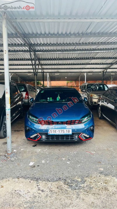 Xe Kia K3 Premium 2.0 AT 2022