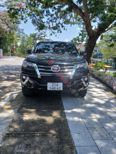 Xe Toyota Fortuner 2.7V 4x4 AT 2017