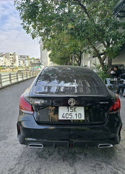 MG MG5 Lux 2023 Đen 4 vạn