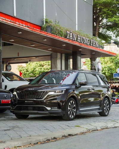 Kia Carnival 2022 Signature 30000 km