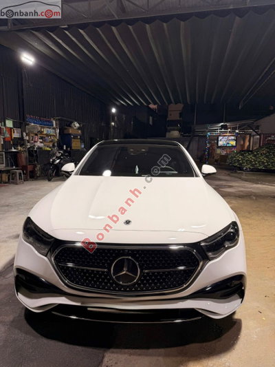 Xe Mercedes Benz E class E300 AMG 2026