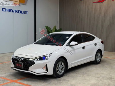 Xe Hyundai Elantra 1.6 MT 2020
