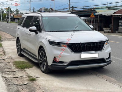 Xe Kia Carnival Luxury 2.2D 2023