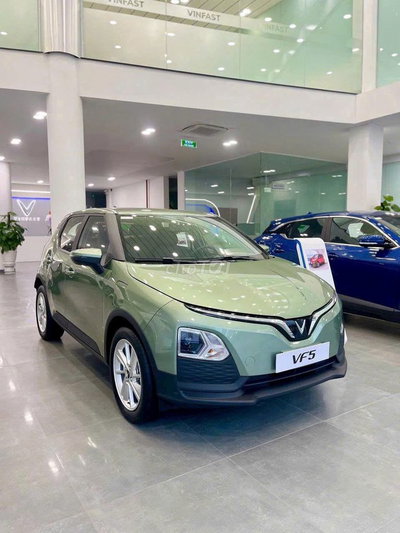 VinFast VF 5 màu Xanh lá nhạt