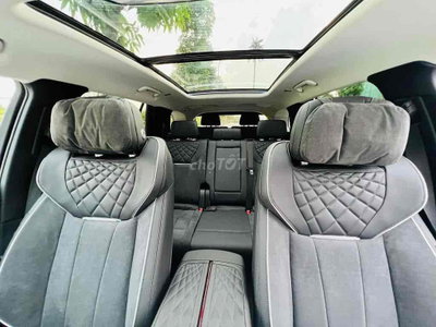 Xe điện Hongqi E-HS9 2022 Xám