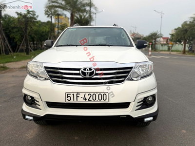 Xe Toyota Fortuner TRD Sportivo 4x2 AT 2016