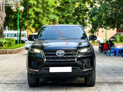 Xe Toyota Fortuner 2.4G 4x2 AT 2021