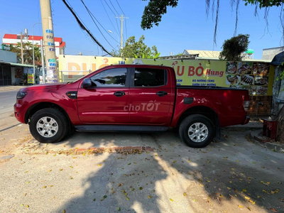 Ford Ranger Đỏ 5 chỗ