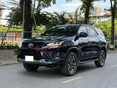 Xe Toyota Fortuner 2.4G 4x2 AT Legender 2020