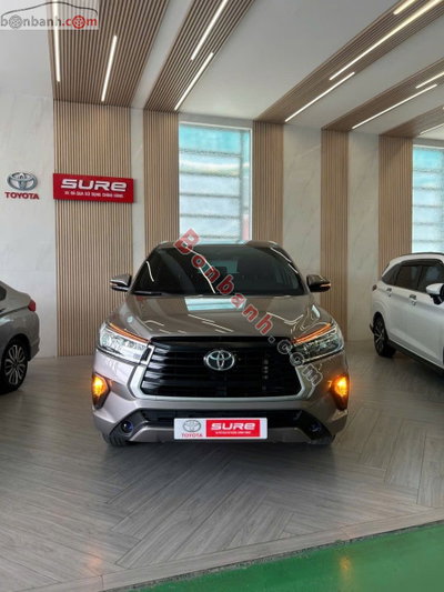 Xe Toyota Innova E 2.0 MT 2023