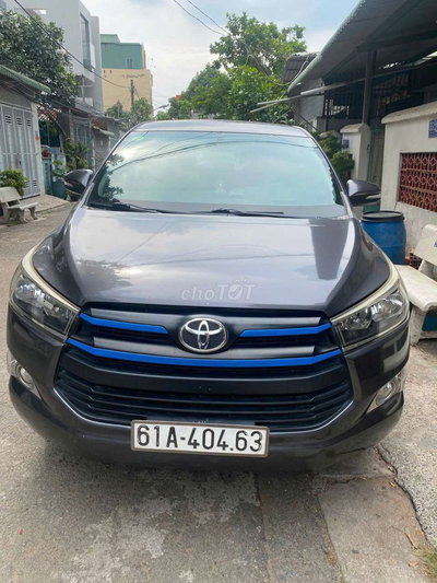 Toyota Innova 2017 2.0E MT 140.000 km Xám