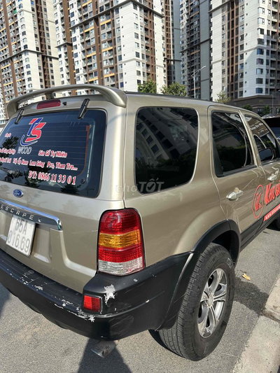 Ford Escape 3.0 Vàng cát