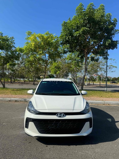 Hyundai i10 2024 Trắng Tự động