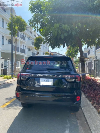 Xe Ford Everest Titanium Plus 2.0L 4x4 AT 2025