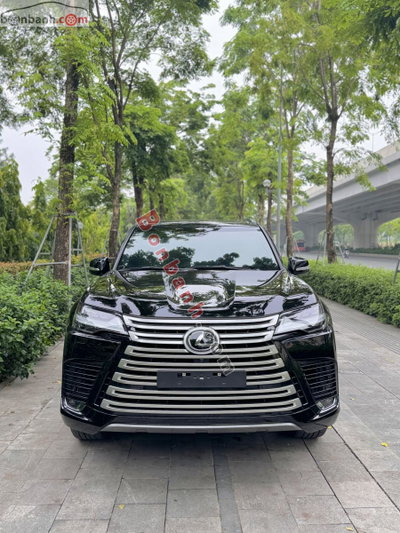 Xe Lexus LX 600 Urban 2025
