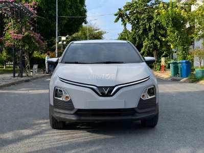 VF5 PLUS 25 - MUA PIN - FREE SẠC KGH