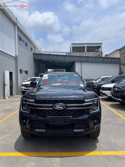 Xe Ford Everest Platinum+ 2.3L 4x4 AT 2026