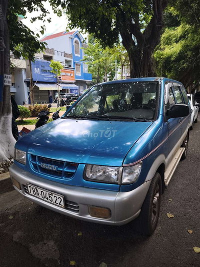 Isuzu Hilander 2003 Xanh
