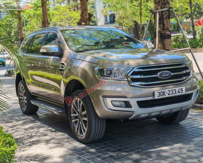 Xe Ford Everest Titanium 2.0L 4x2 AT 2020