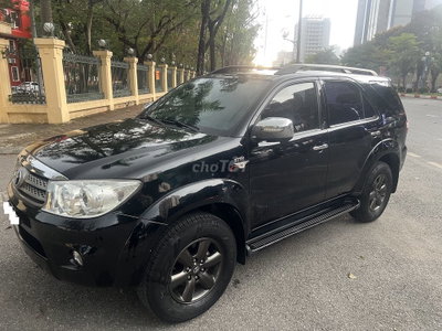 Toyota Fortuner V 2009 2.7L Đen