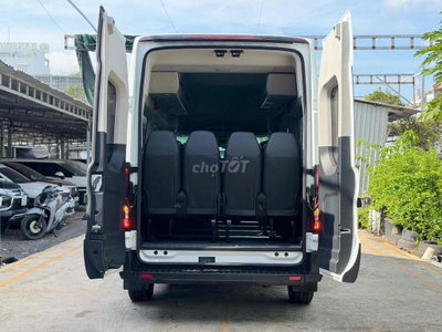 Ford Transit 2024 LƯỚT 1 VẠN XE RẤT MỚI 99%