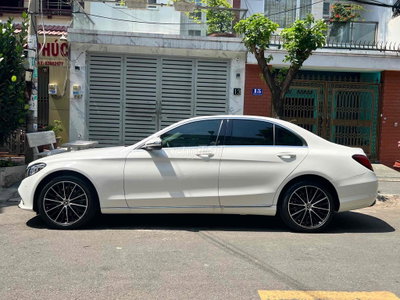 Mercedes-Benz C250 2019 Trắng