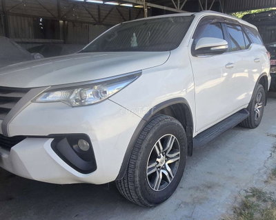 Toyota Fortuner 2017 1 cầu 150000 km Trắng